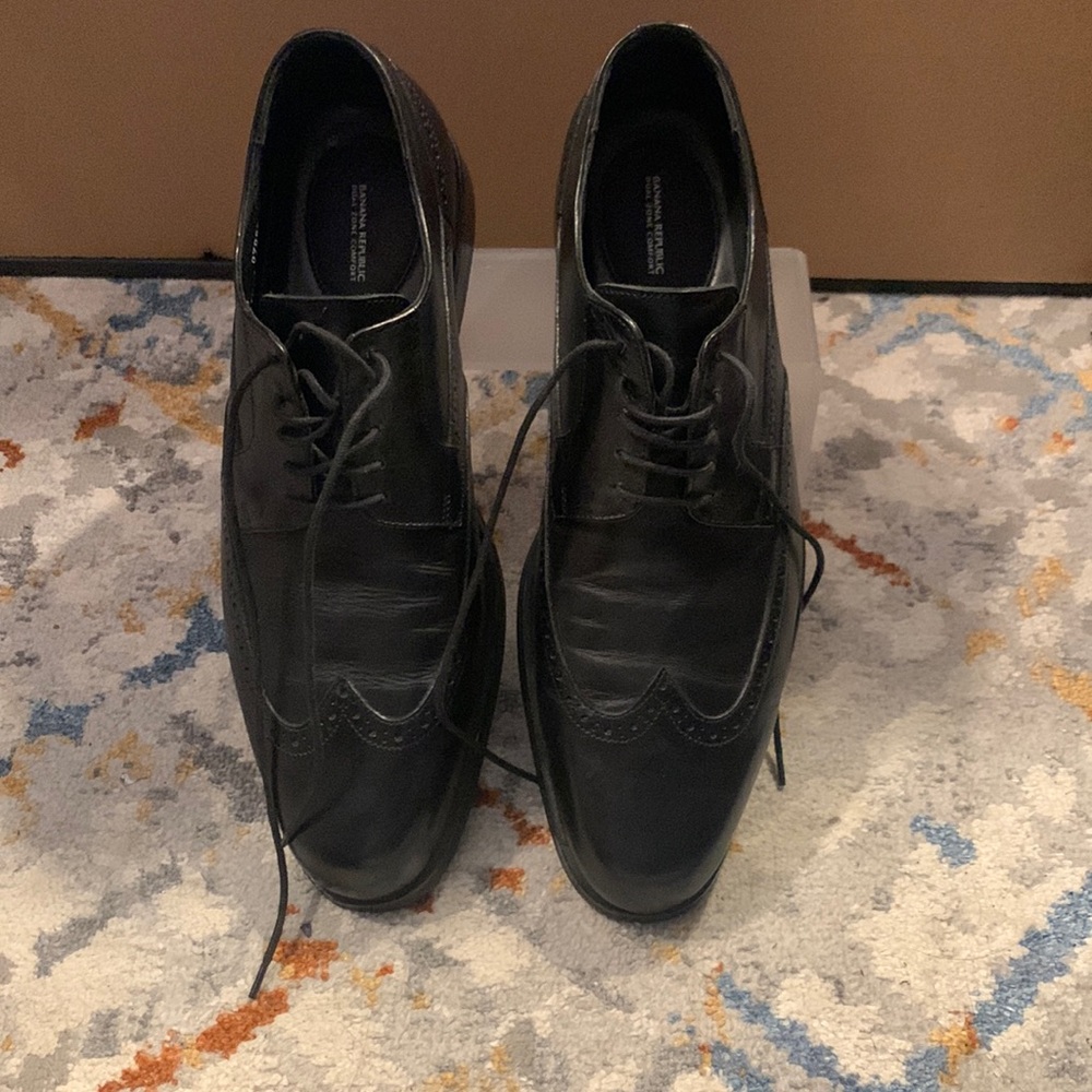 Banana Republic Black Leather Wing Tip Oxford Dress Shoe Size 10.5